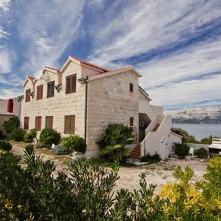Pirka * Povlja (Brac)